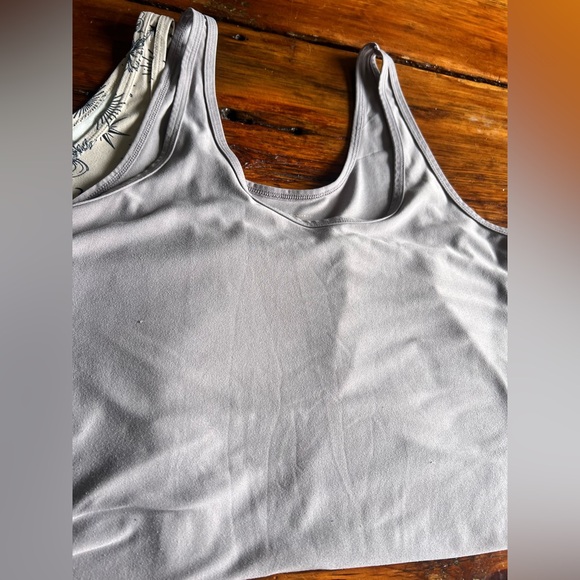 No Boundaries Women's Tank Tops - Light Gray & Cream with Black Print - Picture 3 of 4